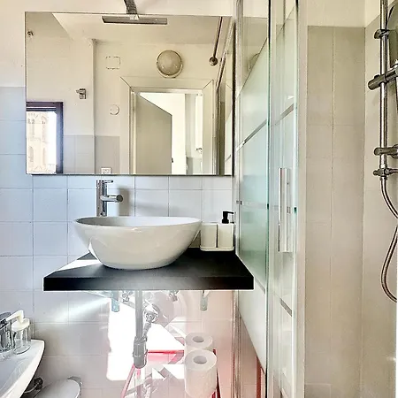 5' Station Just Renewed * Florence